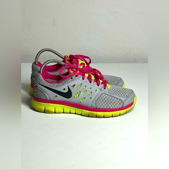 Nike Flex 2013 Run Women's Size 6 Pink/Yellow/Gray Shoe's 580440-015 - Picture 1 of 8